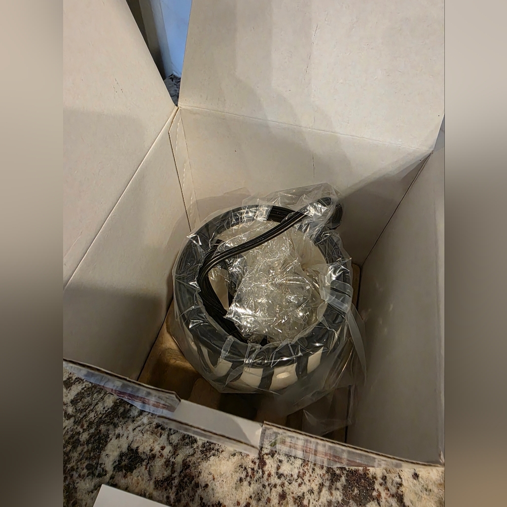 Scentsy Zebra Patterned Warmer - Picture 3 of 3